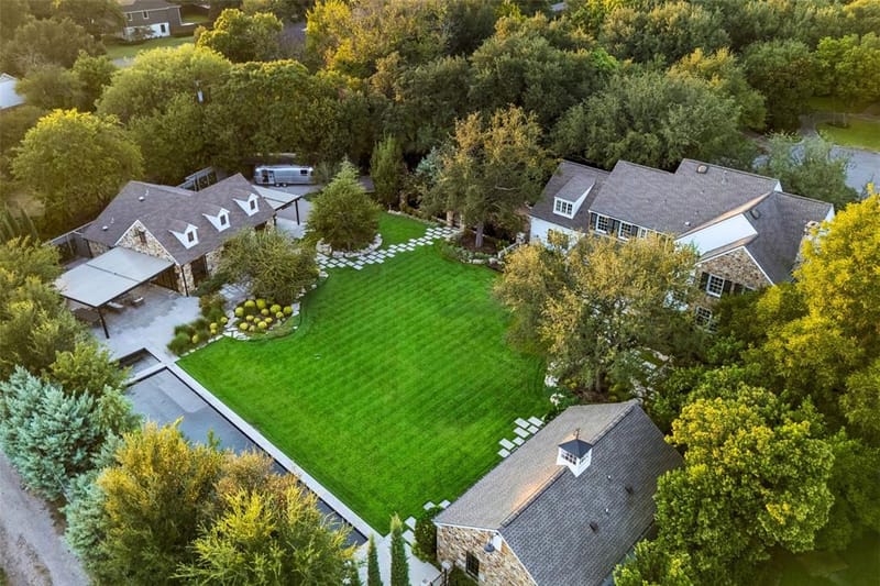 4506 Isabella Lane, Dallas TX 75229