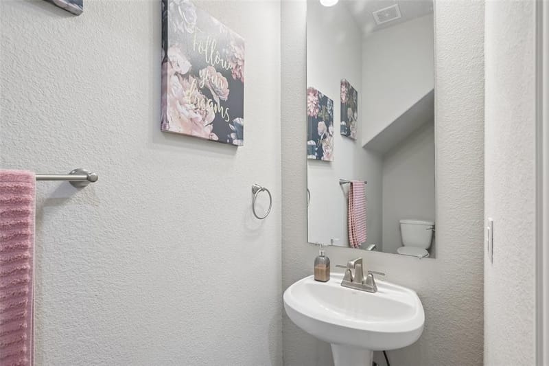 2923 Grand Lookout Lane, Arlington TX 76001 - Photo 17