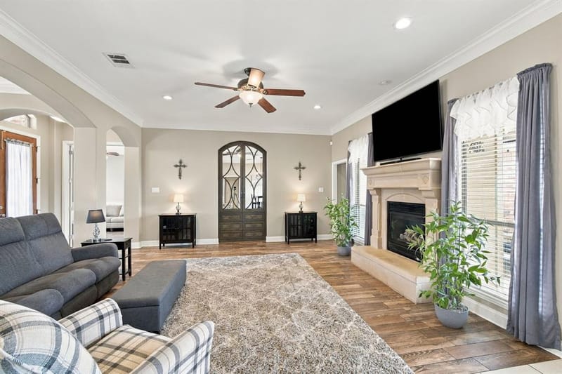 810 Woodcrest Drive, Ennis TX 75119 - Photo 8