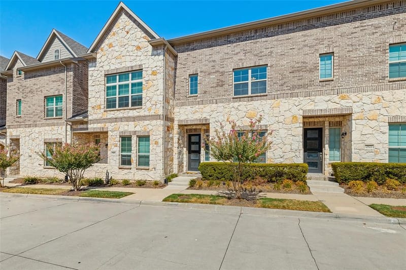2917 Troutt Drive, Carrollton TX 75010