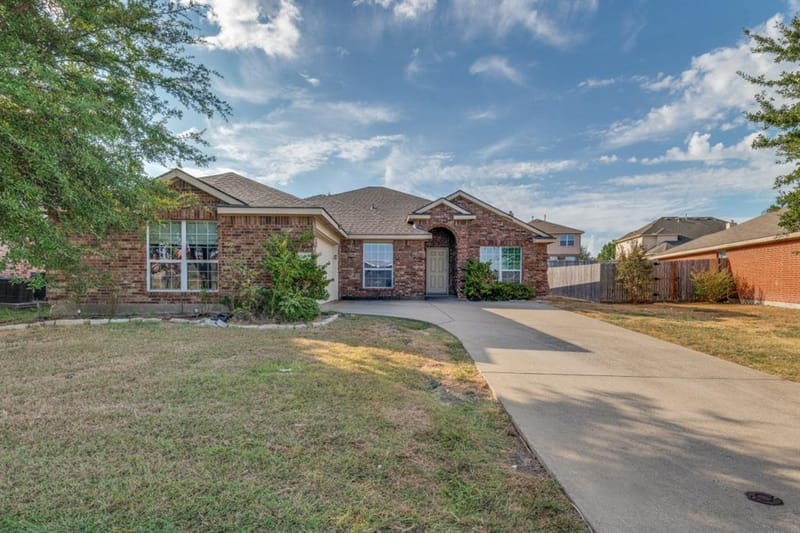 2223 Overton Drive, Forney TX 75126 - Photo 2