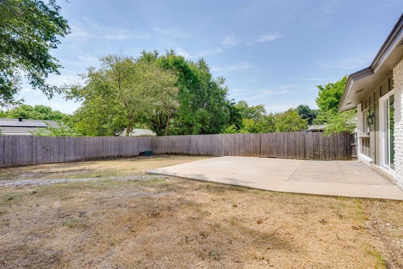 3201 Winderemere Drive, Arlington TX 76014 - Photo 16
