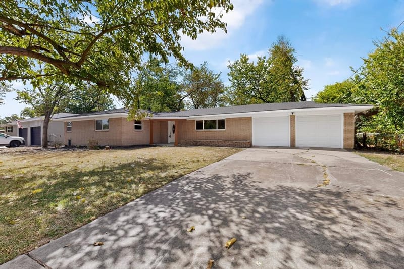 4409 Steven Street, North Richland Hills TX 76180 - Photo 2