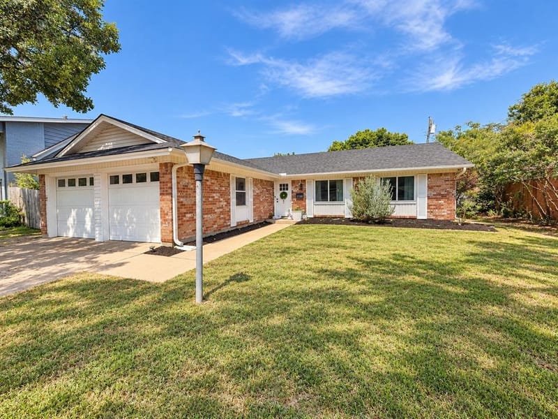 2701 Briarcliff Drive, Irving TX 75062