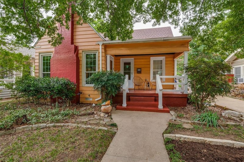 314 N Marlborough Avenue, Dallas TX 75208 - Photo 2
