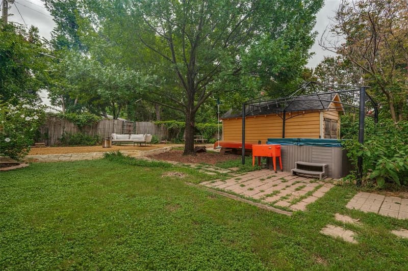 314 N Marlborough Avenue, Dallas TX 75208 - Photo 12