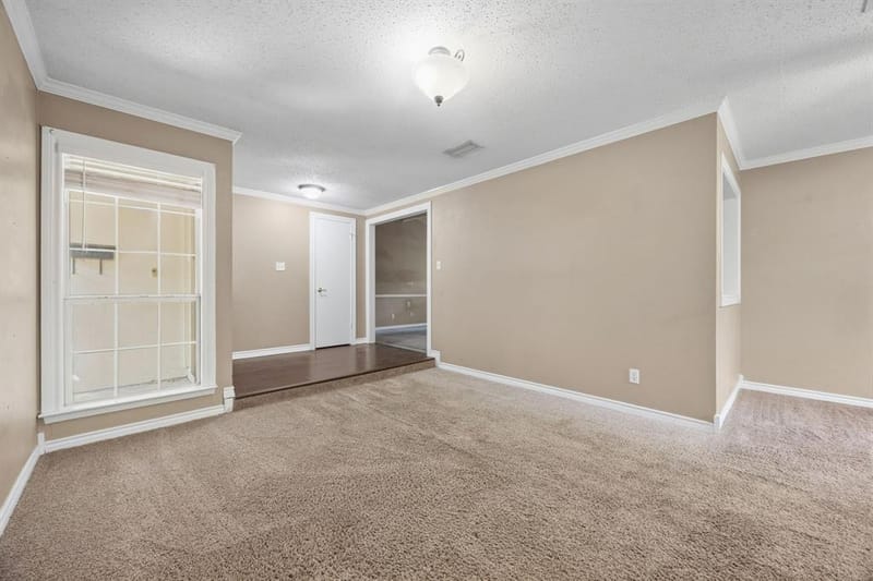 3425 18th Street, Plano TX 75074 - Photo 4
