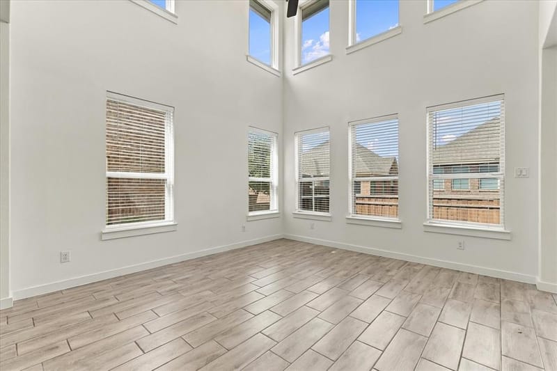2737 Splendor Drive, Little Elm TX 75068 - Photo 8