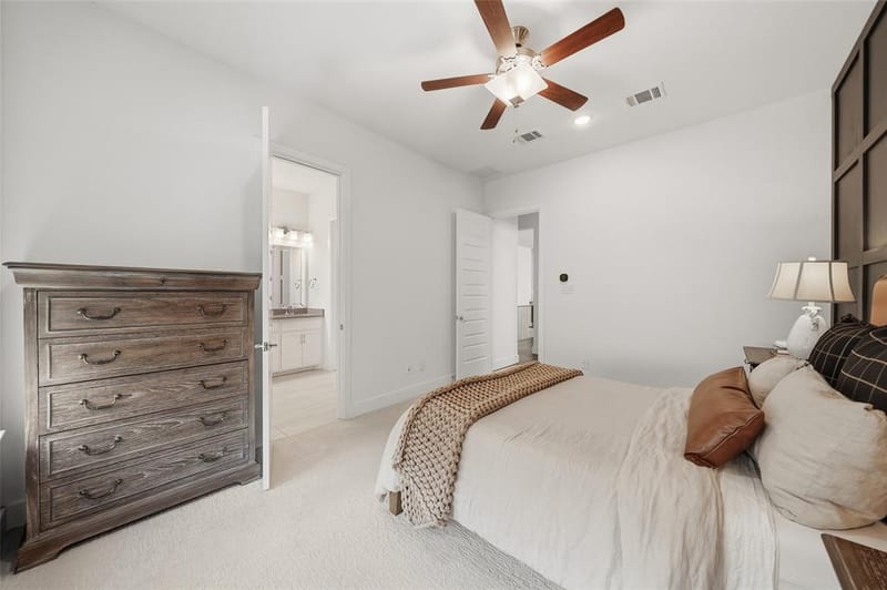 8261 Laflin Lane, Dallas TX 75231 - Photo 16
