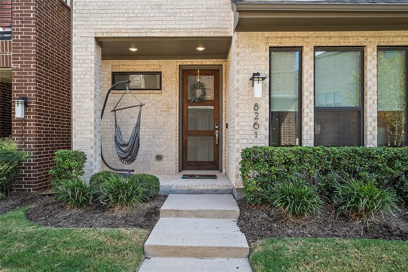 8261 Laflin Lane, Dallas TX 75231 - Photo 26