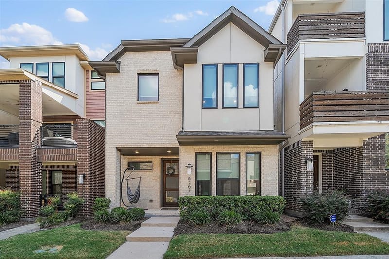 8261 Laflin Lane, Dallas TX 75231