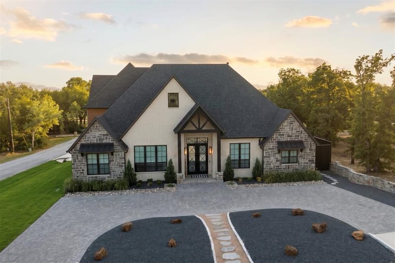 1134 Blackwood Drive, Keller TX 76262