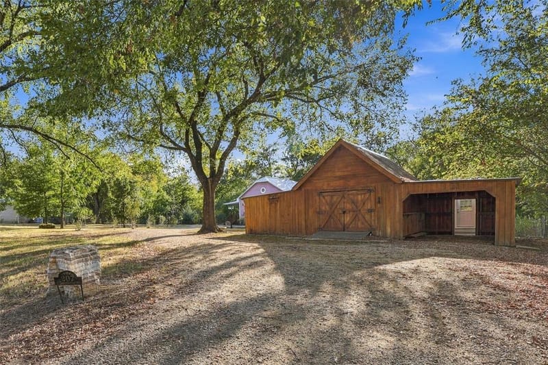 207 Commerce Street, Cumby TX 75433 - Photo 23