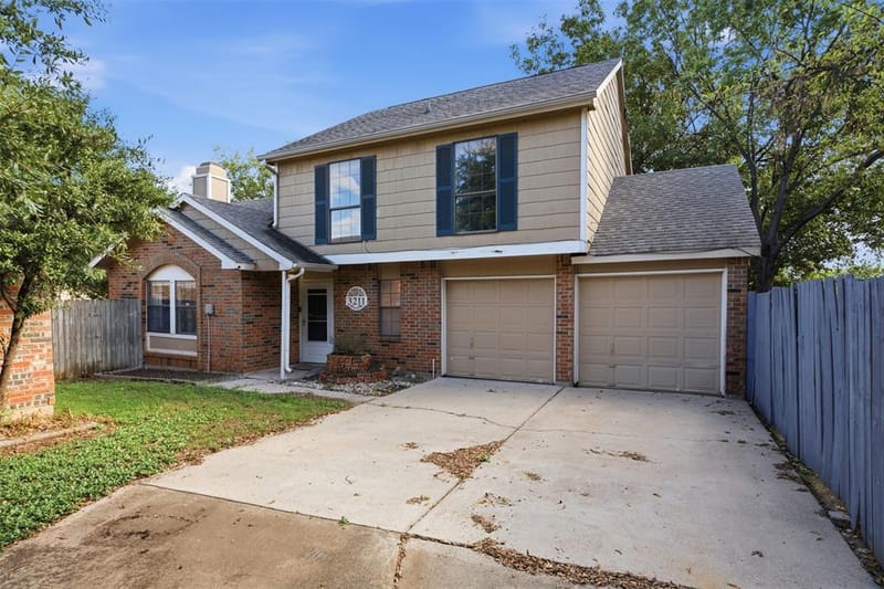 3211 Forest Creek Drive, Fort Worth TX 76123