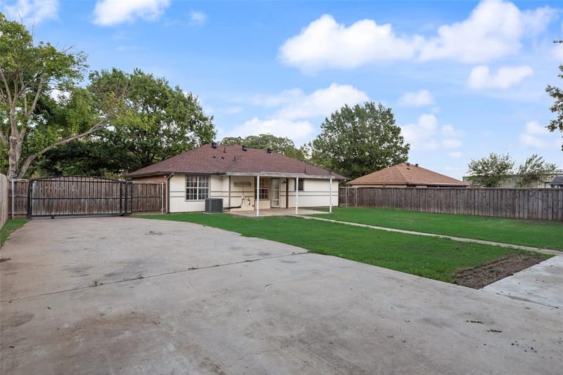 203 Creekstone Court, Seagoville TX 75159 - Photo 19