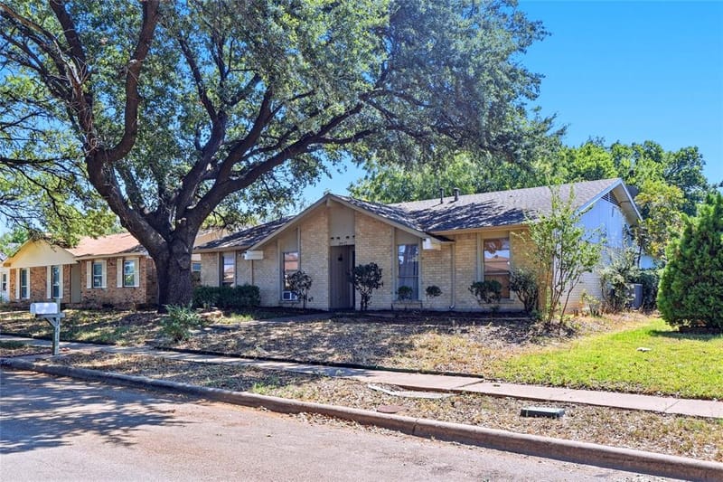 3418 Janwood Lane, Garland TX 75044 - Photo 2