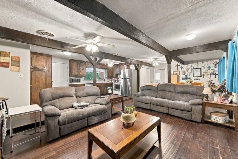 1204 W 4th Street, McGregor TX 76657 - Photo 3