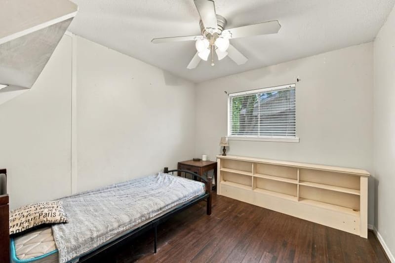 1204 W 4th Street, McGregor TX 76657 - Photo 9
