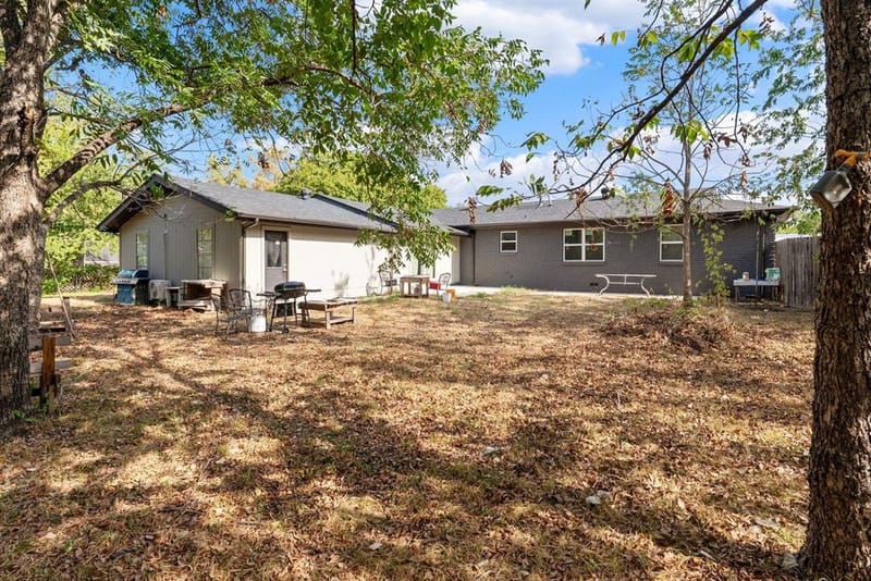 10 Beverly Court, Bedford TX 76022 - Photo 30