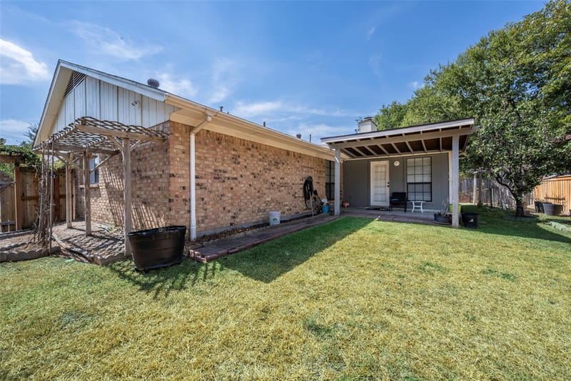 718 Southridge Court, Grand Prairie TX 75052 - Photo 18