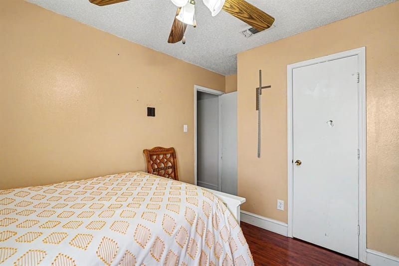 1710 Duster Circle, Arlington TX 76018 - Photo 20