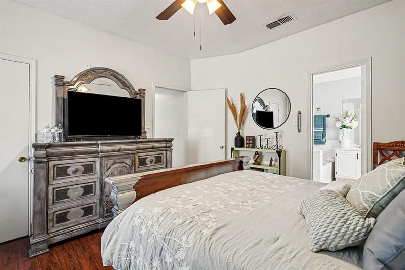 1710 Duster Circle, Arlington TX 76018 - Photo 14