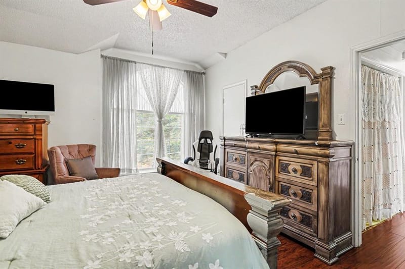 1710 Duster Circle, Arlington TX 76018 - Photo 15