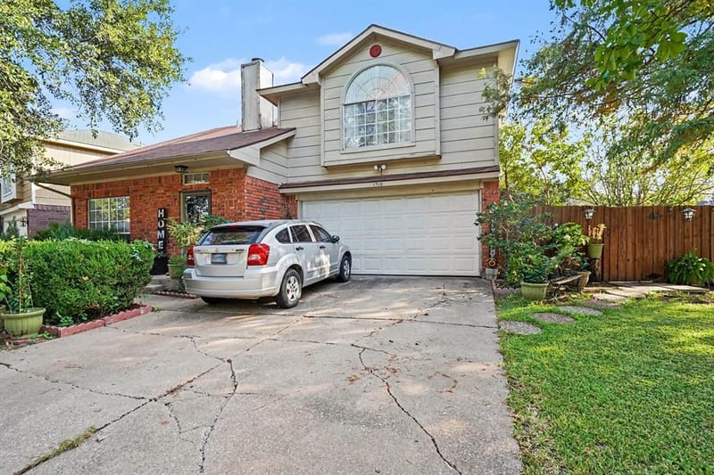 1710 Duster Circle, Arlington TX 76018 - Photo 4