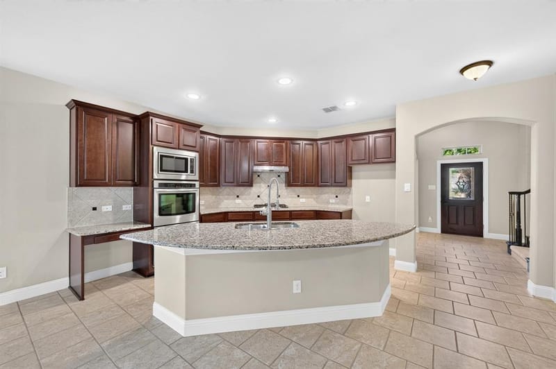 13775 Blackwolf Run Trail, Frisco TX 75035 - Photo 11