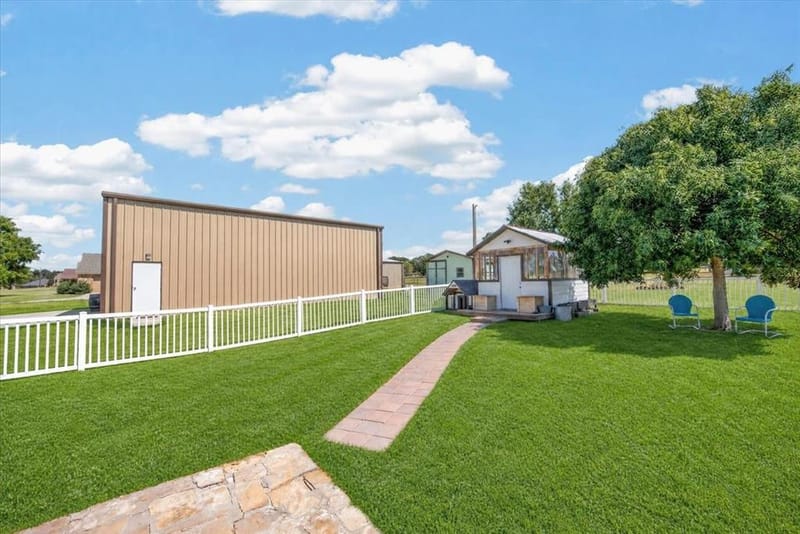 152 Savannah Drive, Brock TX 76087 - Photo 26