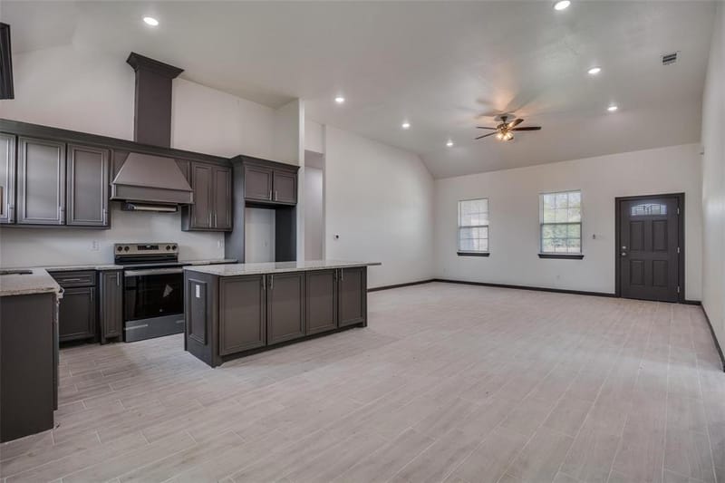 701 Lakeland Drive, West Tawakoni TX 75474 - Photo 8