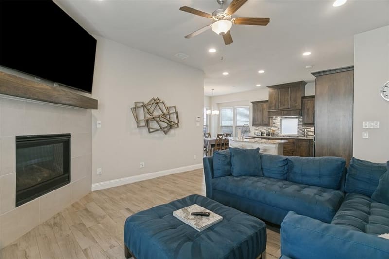 3639 Chesterfield Street, Irving TX 75038 - Photo 6
