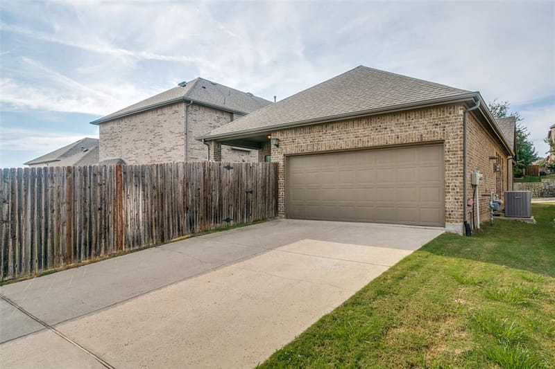 3639 Chesterfield Street, Irving TX 75038 - Photo 17