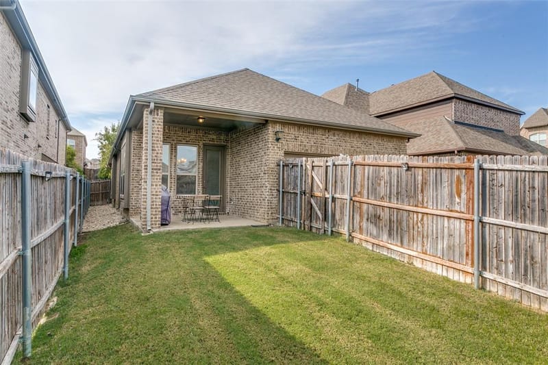3639 Chesterfield Street, Irving TX 75038 - Photo 16