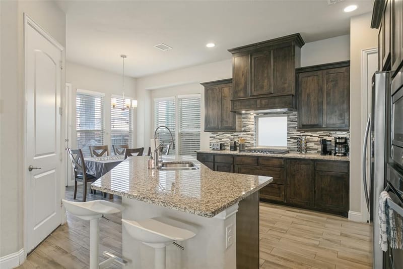 3639 Chesterfield Street, Irving TX 75038 - Photo 7