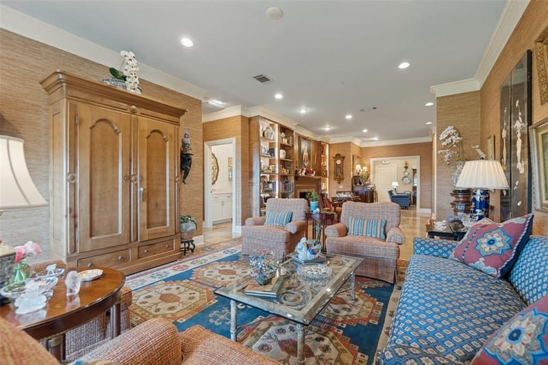 4240 Prescott Avenue # 6B, Dallas TX 75219 - Photo 9