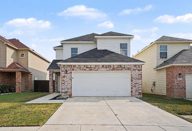 257 Michelle Drive, Grand Prairie TX 75051 - Photo 10