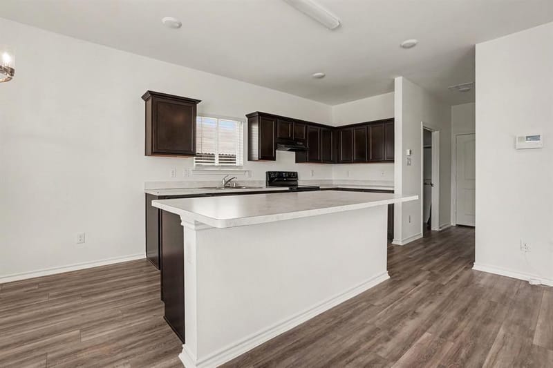 257 Michelle Drive, Grand Prairie TX 75051 - Photo 11