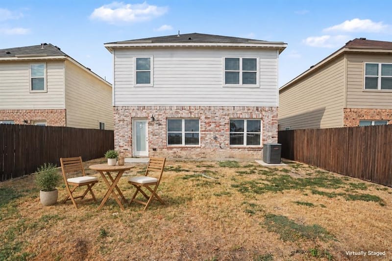 257 Michelle Drive, Grand Prairie TX 75051 - Photo 8