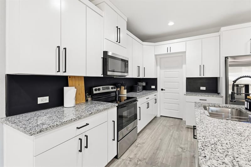 3901 Hamilton Avenue, Dallas TX 75210 - Photo 7