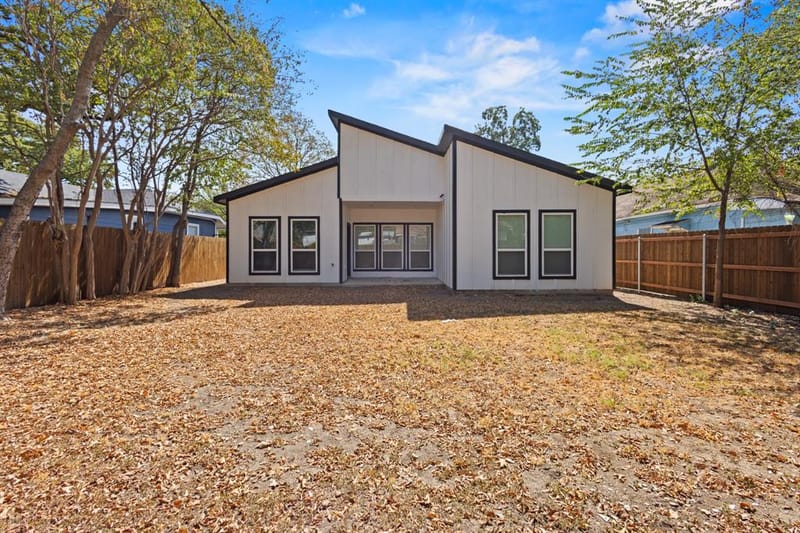 3901 Hamilton Avenue, Dallas TX 75210 - Photo 25