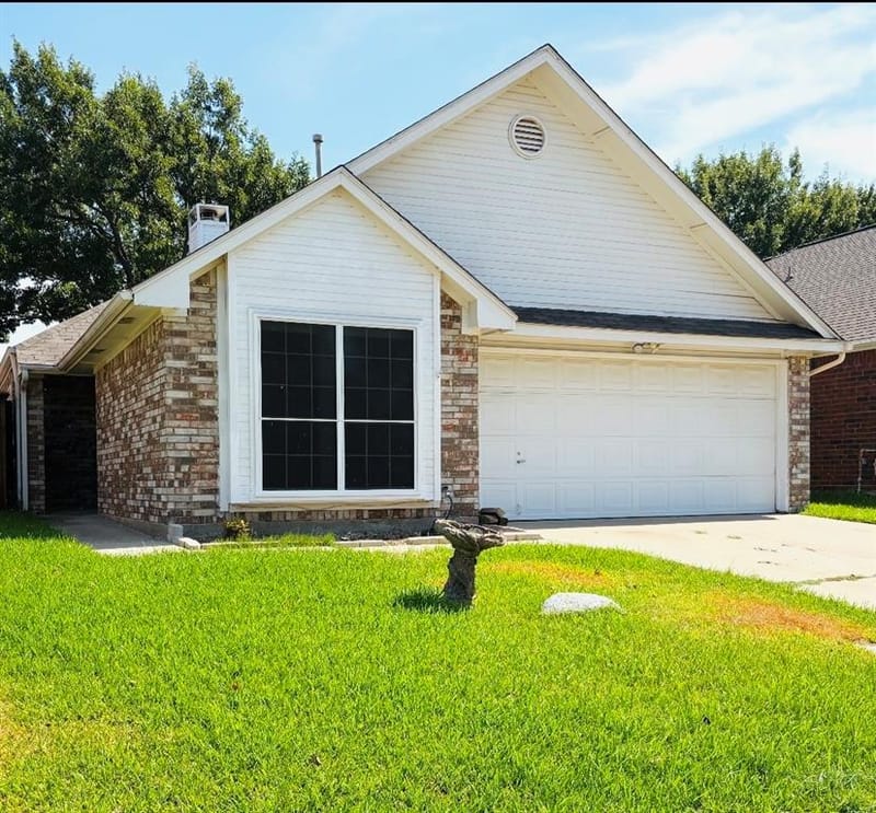 2077 Sundance Court, Lewisville TX 75067