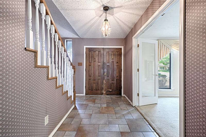 3004 Wingren Road, Irving TX 75062 - Photo 3