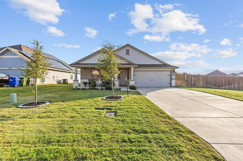 10821 Hollister Lane, Waco TX 76708 - Photo 3