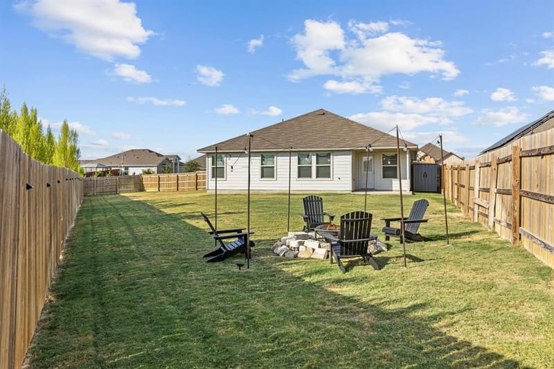 10821 Hollister Lane, Waco TX 76708 - Photo 32