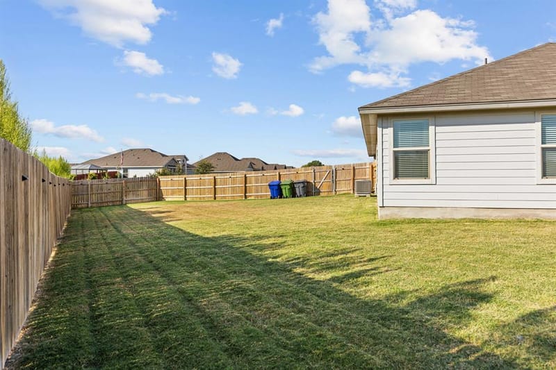 10821 Hollister Lane, Waco TX 76708 - Photo 34