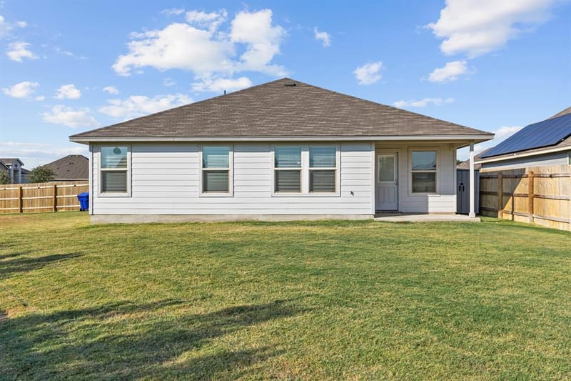 10821 Hollister Lane, Waco TX 76708 - Photo 33