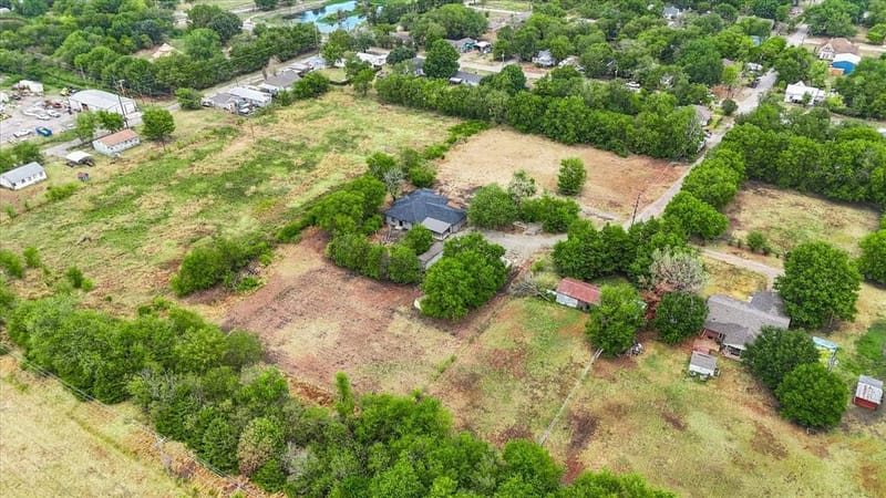 401 S Gardner Street, Whitewright TX 75491 - Photo 26