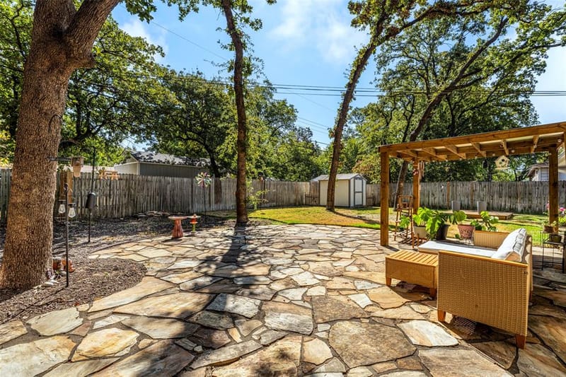 805 Clover Park Drive, Arlington TX 76013 - Photo 22