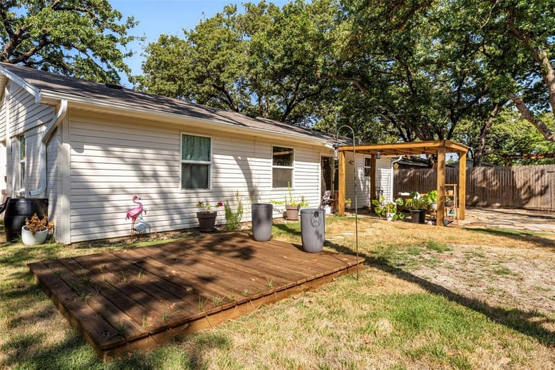805 Clover Park Drive, Arlington TX 76013 - Photo 28